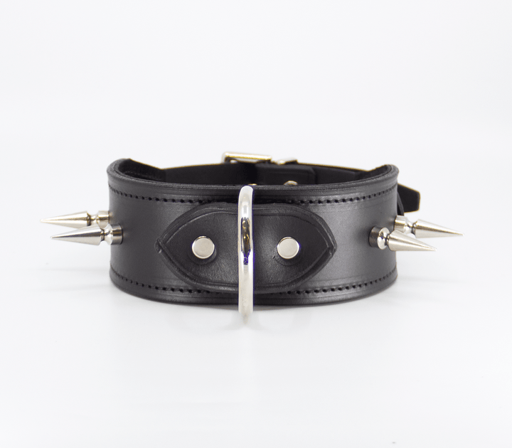 Spiked leather collar